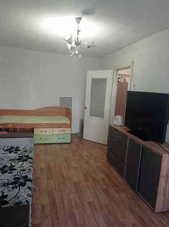 Здам 1 кімнатну квартиру на 12 кварталі Днепр