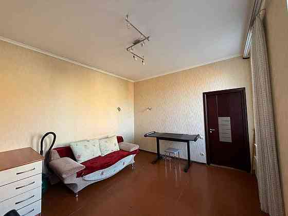 Оренда дворівневої трикімнатної квартири з ремонтом у центрі Вінниці Винница