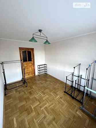 Оренда 4 - кімнатної квартири вул. Лазаренка ( бічна вул. Стрийської) Львів