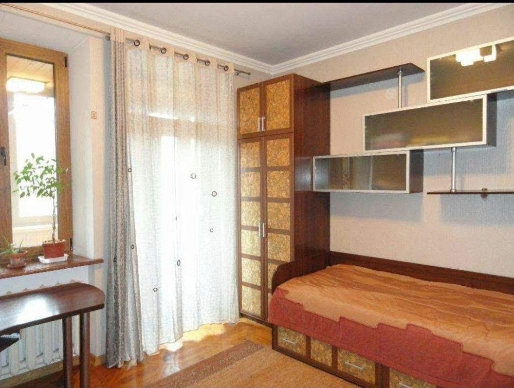 Аренда 3к сталинка 80м2 перекресток Титова / Поля квартира. Кирова Днепр - изображение 3