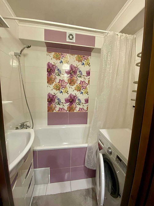 Здам шикарну двокімнатну квартиру в р-ні обл.лікарні - автовокзалу Ровно - изображение 6