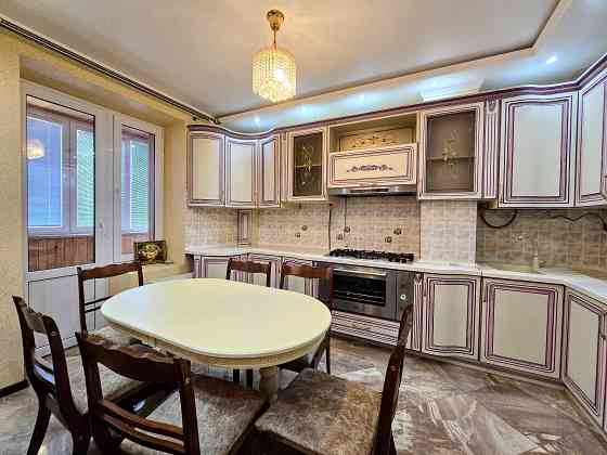 Здається 3-Х кімнатна НОВОБУДОВА на вул.АЛМАЗОВА (Кутузова). Черновцы