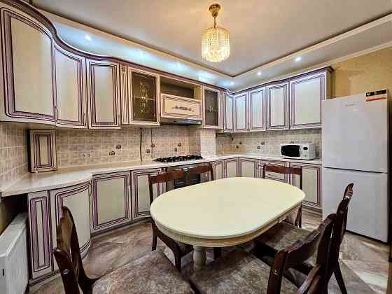 Здається 3-Х кімнатна НОВОБУДОВА на вул.АЛМАЗОВА (Кутузова). Черновцы