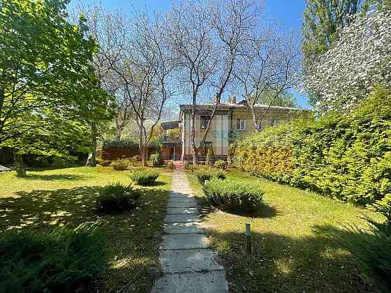 Науки проспект 42\1  5-к Киев