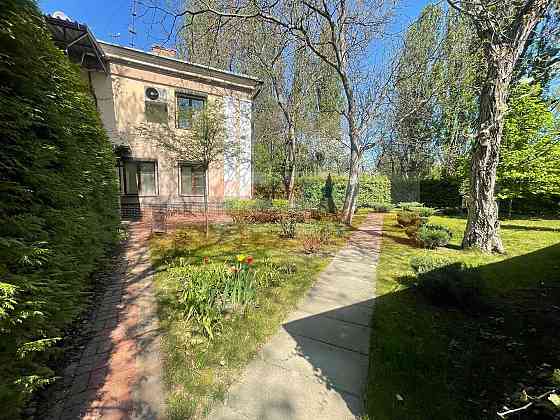 Науки проспект 42\1  5-к Киев