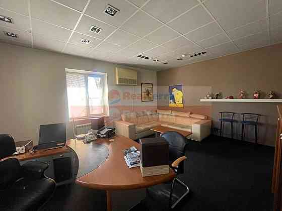 Науки проспект 42\1  5-к Киев