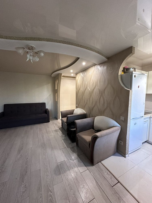 Реальная 3-ка Ботанический Сад, Научная, Проспект Науки 32 Харків - зображення 2