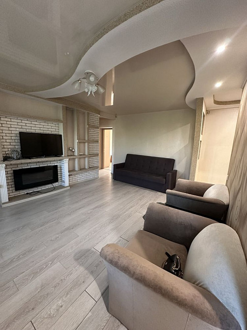 Реальная 3-ка Ботанический Сад, Научная, Проспект Науки 32 Харків - зображення 7