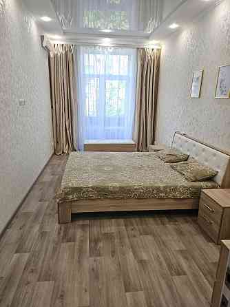 Продаю власну 2х кімнатну в центрі Кам`янське (Запорізька обл.)