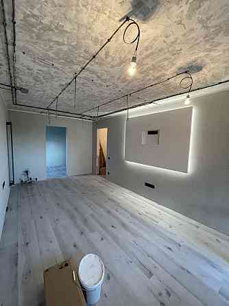 Продам 3-х ком квартиру в ценре города по ул. Свято-Николаевская Кривой Рог