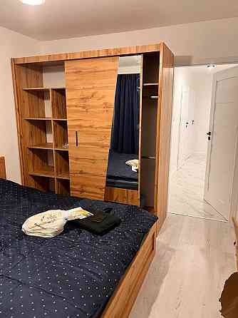 Польща Трикімнатна квартира-студія з парковкою та гаражами,90м²– Жешув Львів