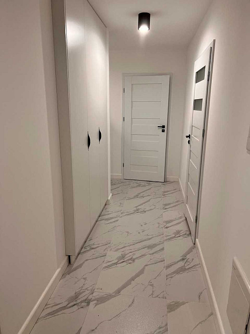 Польща Трикімнатна квартира-студія з парковкою та гаражами,90м²– Жешув Львів - зображення 4