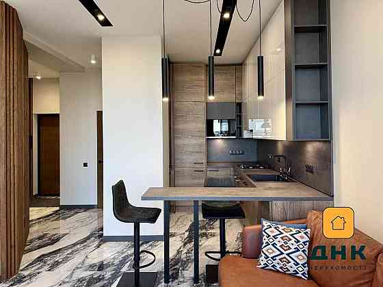 Новая квартира Граф на Азарова Три спальни + кухня гостиная Одесса