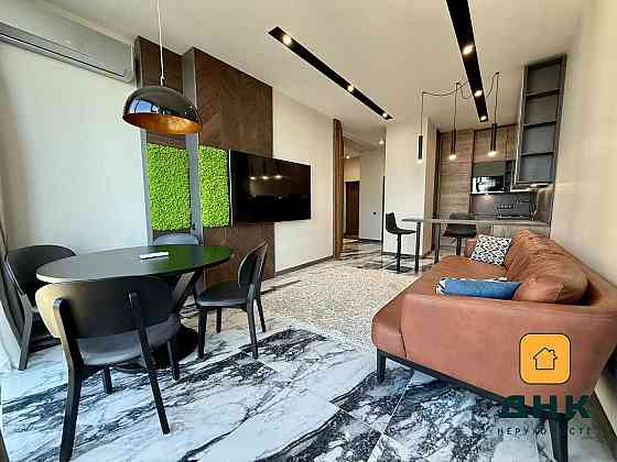 Новая квартира Граф на Азарова Три спальни + кухня гостиная Одесса