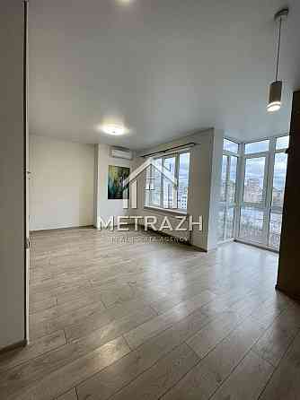 Простора 1-к квартира Евгена Коновальца 36е Киев