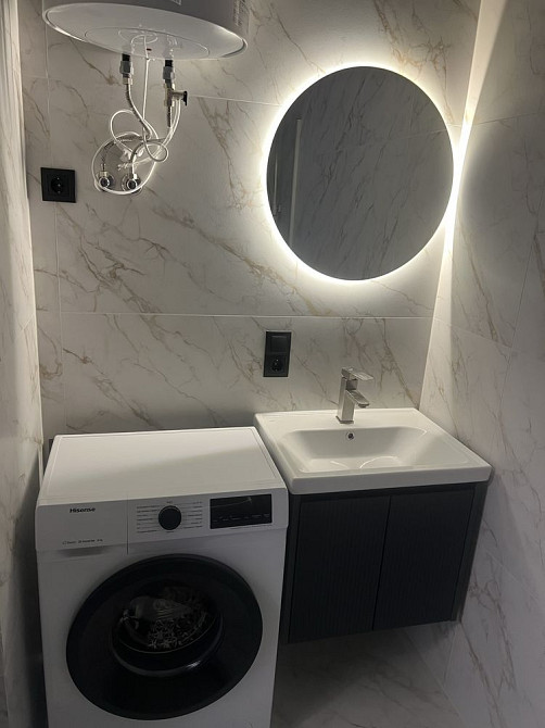 Продаж 1-кімнатної квартири з меблями та технікою в ЖК Сіті Лайн Ужгород - зображення 2