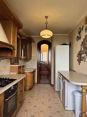 Без комиссии. Аренда 3к квартиры ул Омеляновича-Павленка 11 Печерск Киев