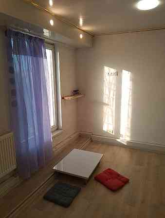 Лозівська 5 , Ялинкових двір , гостинка Харків