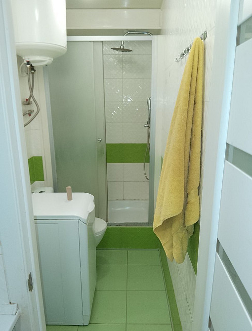 Лозівська 5 , Ялинкових двір , гостинка Харків - зображення 2