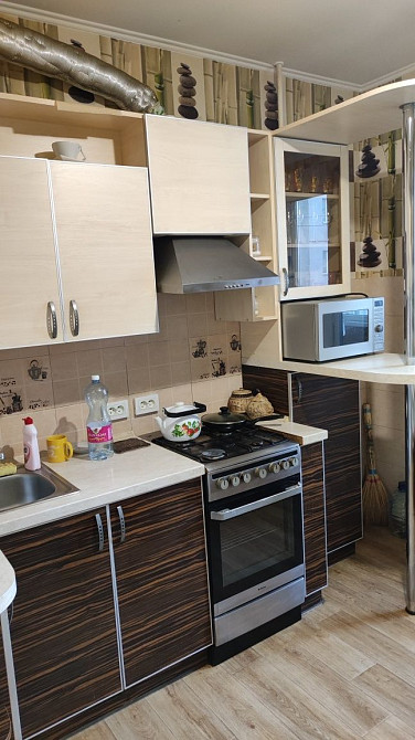 1-кімнатна квартира в центрі з меблями та технікою Чернігів - зображення 1