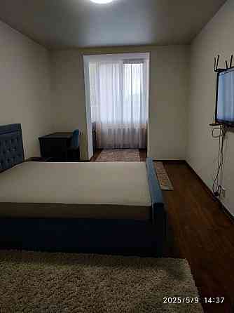 Здам 1 кв . Центр . Власник Хмельницкий