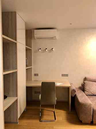 2-к здаю, вул.  І. Сікорського (Танкова), 4б, Шевченківський р-н Киев