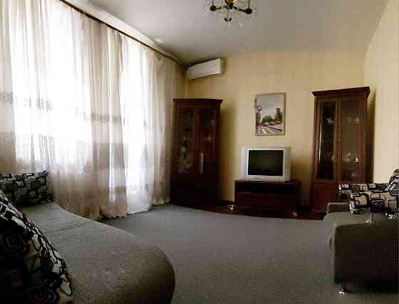 Сдам 3 ком.квартиру, 6 ст. Большого Фонтана , 3 этаж/5 этаж(сталинка) Одеса