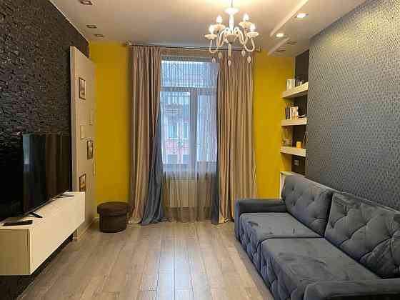 Центр . Здається 2-х кімнатна в Центрі Полтава