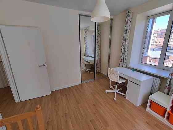 Оренда сучасної 2-к з власним паркомісцем. Центральний парк Ірпеня Ирпень