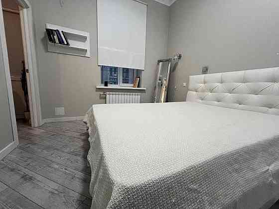 2к на Золотих Воротах + ПАРКОМІСЦЕ -  від власника Киев