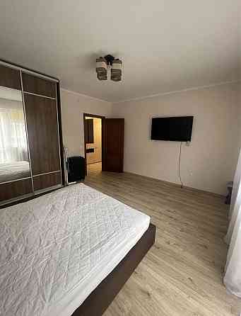 Простора 2 кімнатна квартира р-н Боздош Ужгород