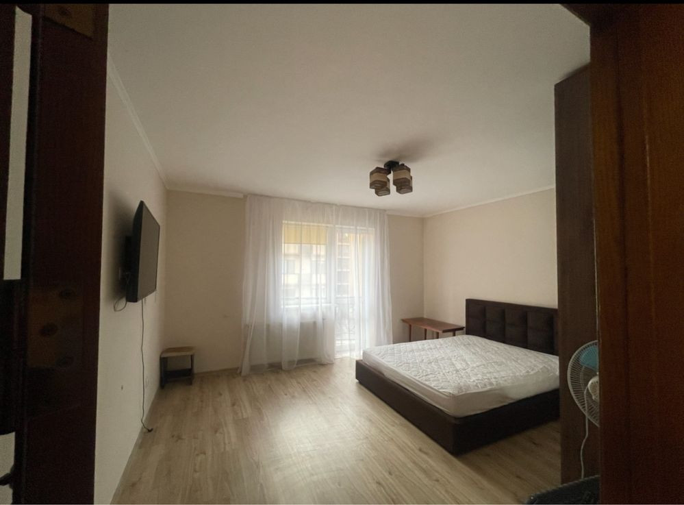 Простора 2 кімнатна квартира р-н Боздош Ужгород - зображення 3