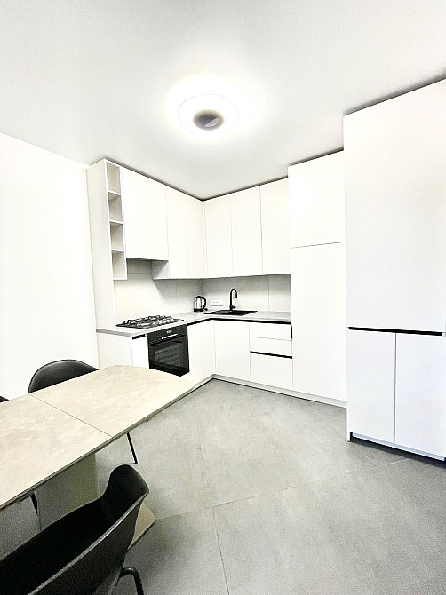 Продаж 1 кімнатна новобудова вул. Батуринська (центр міста) Львів - зображення 2