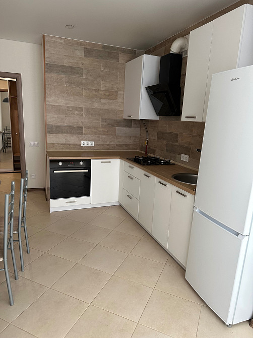 Продам 1-но кімнатну квартиру в Бучі ЖК Континент Буча - изображение 2