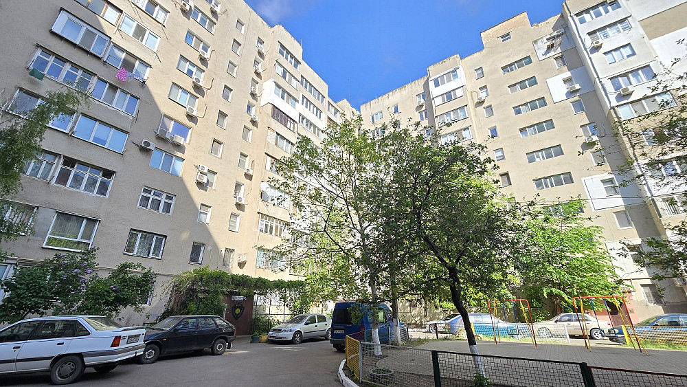 2-х комнатная квартира, Кирпичный газовый дом,50 кв.м.,8 этаж,Бочарова Одесса - изображение 1