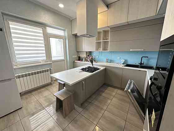 2 кімнатна з ремонтом меблями та технікою Ужгород 1115$/м2 Ужгород