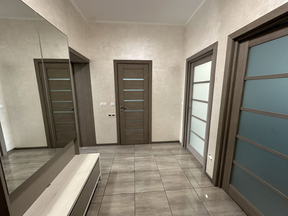 2 кімнатна з ремонтом меблями та технікою Ужгород 1115$/м2 Ужгород - зображення 1