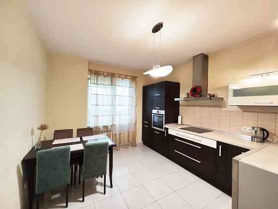 Здам 2 кімн. квартиру м. Голосіївська вул.  Віктора Забіли Киев