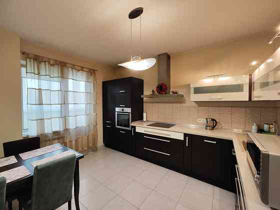 Здам 2 кімн. квартиру м. Голосіївська вул.  Віктора Забіли Киев