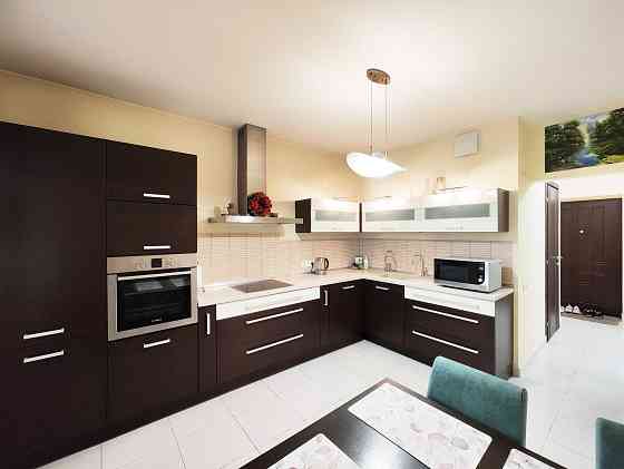 Здам 2 кімн. квартиру м. Голосіївська вул.  Віктора Забіли Киев