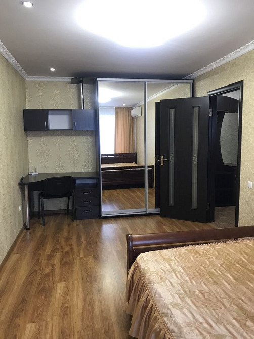 Квартра в центрі міста Чернігів - зображення 3