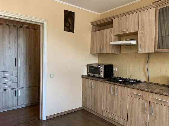 Продаж двокімнатної квартири з ремонтом в малоквартирному будинку Львів