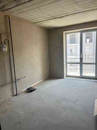 Квартира з газовим опаленням та балконом в зданому будинку Гостомель