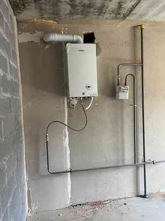 Квартира з газовим опаленням та балконом в зданому будинку Гостомель