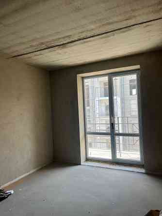 Квартира з газовим опаленням та балконом в зданому будинку Гостомель