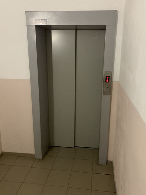 Однокмнатная ул Боголюбова срочно продам Киев - изображение 5