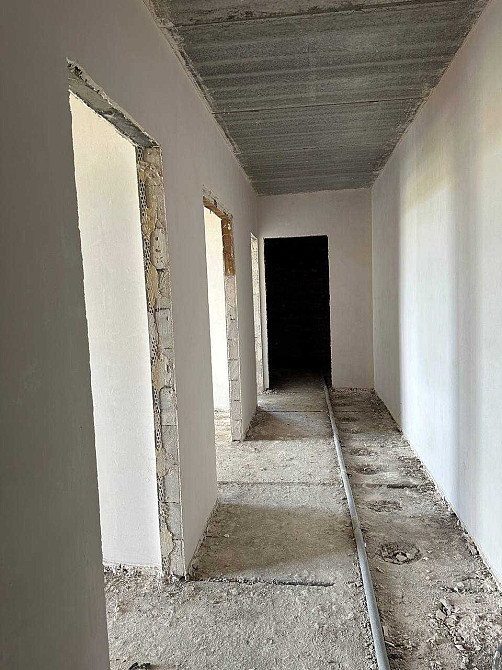 2к квартира з балконом. Зданий ЖК  Продаж без посередників Дымер - изображение 1