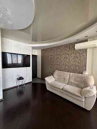 3трехкомнатная в новом кирпичном доме Одесса