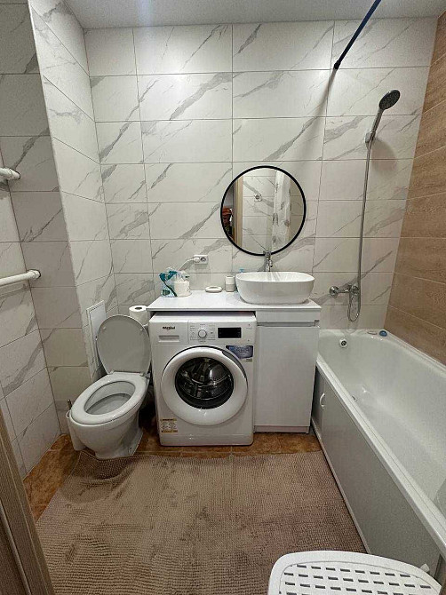 Квартира с свежим ремонтом на Парусе. Строго от 6 месяцев и дольше! Дніпро - зображення 2