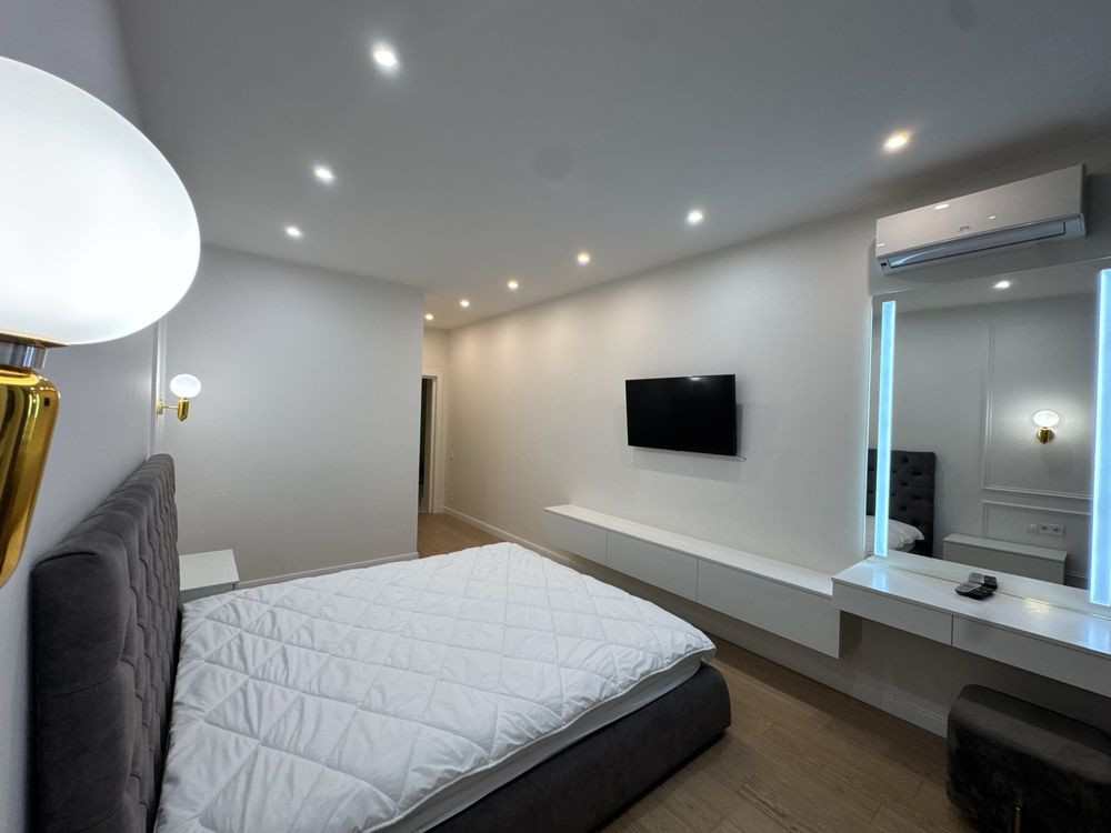 Без комісії Французький квартал 2 дві спальні Маккейна 1 Киев - изображение 1